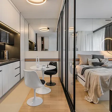 Apartment Deer - Center, Private Parking Space For Electric Vehicles Belgrade